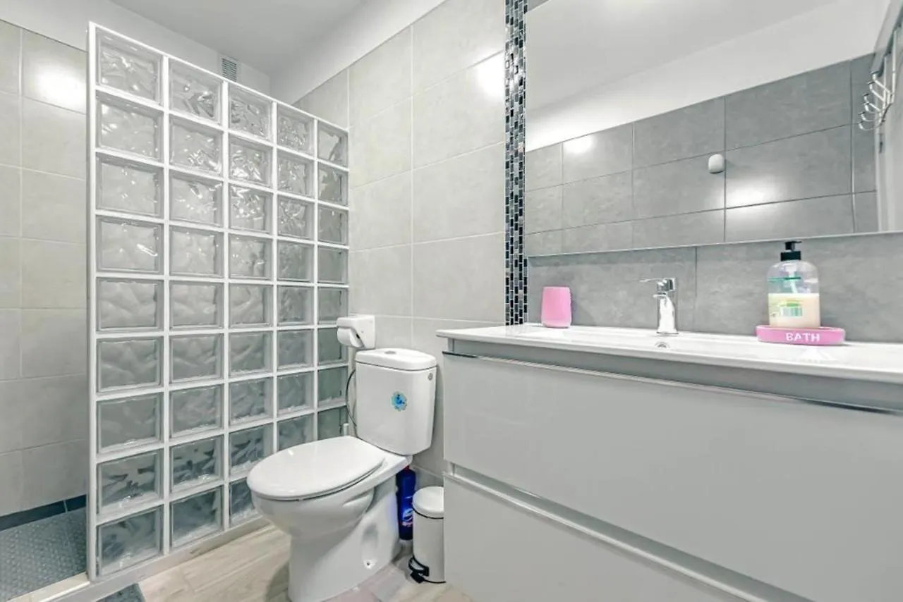 Apartament Neptuno Oceanview Suite With Pool And Beach Private Access Puerto de Santiago  Hiszpania